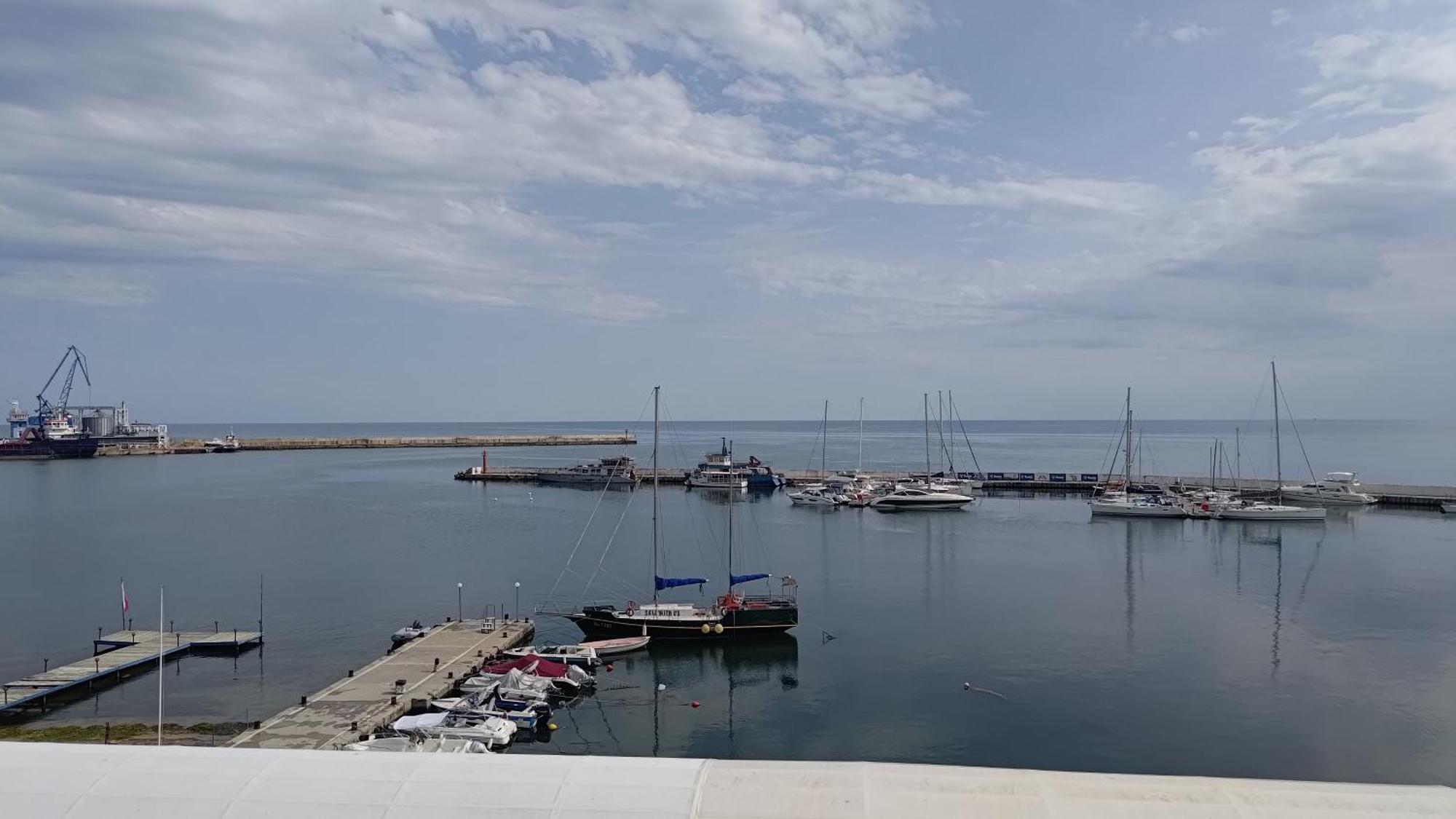 Lotos Hotel Balchik Luaran gambar