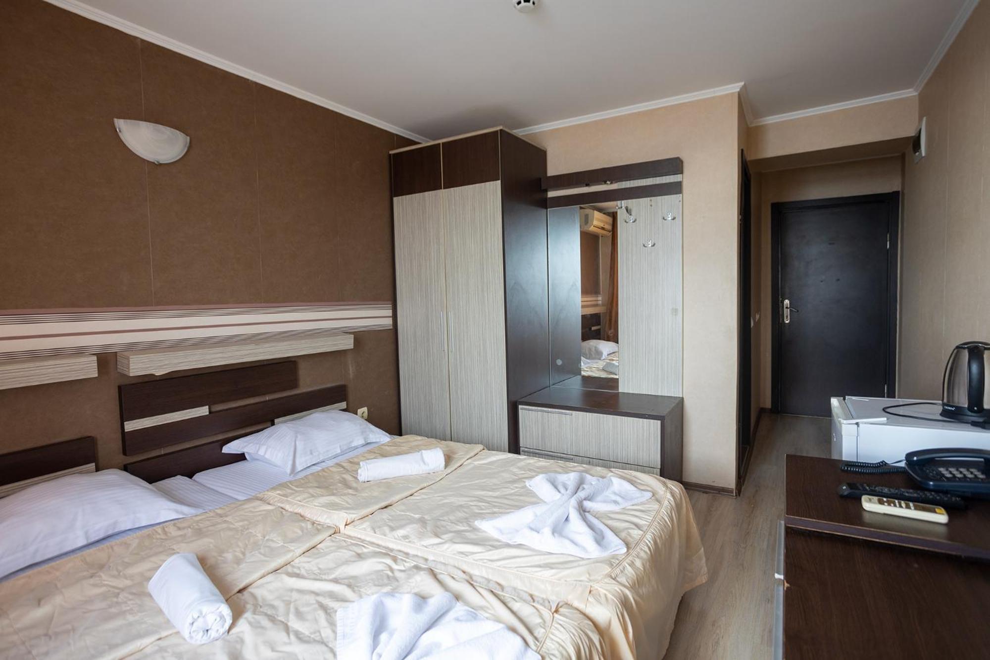 Lotos Hotel Balchik Luaran gambar