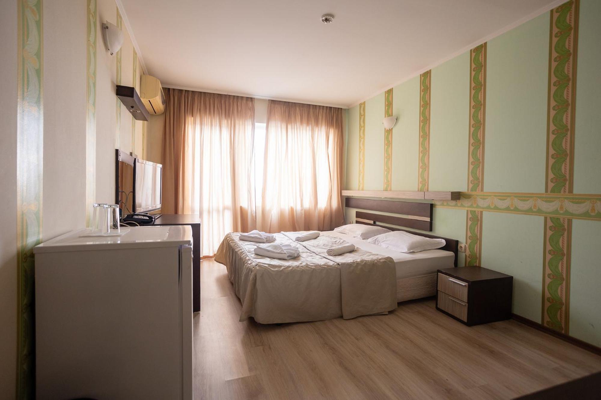 Lotos Hotel Balchik Luaran gambar