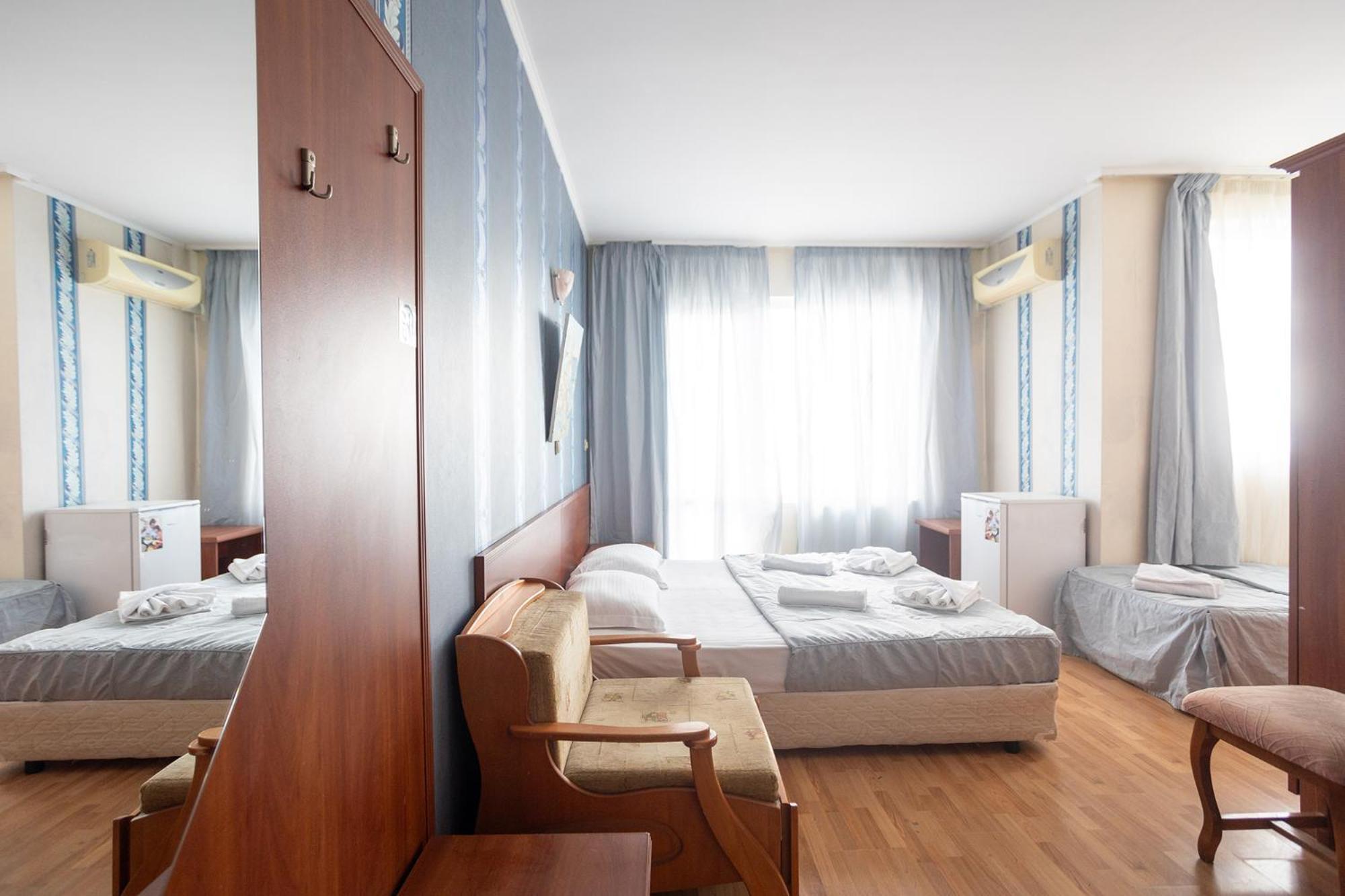 Lotos Hotel Balchik Luaran gambar