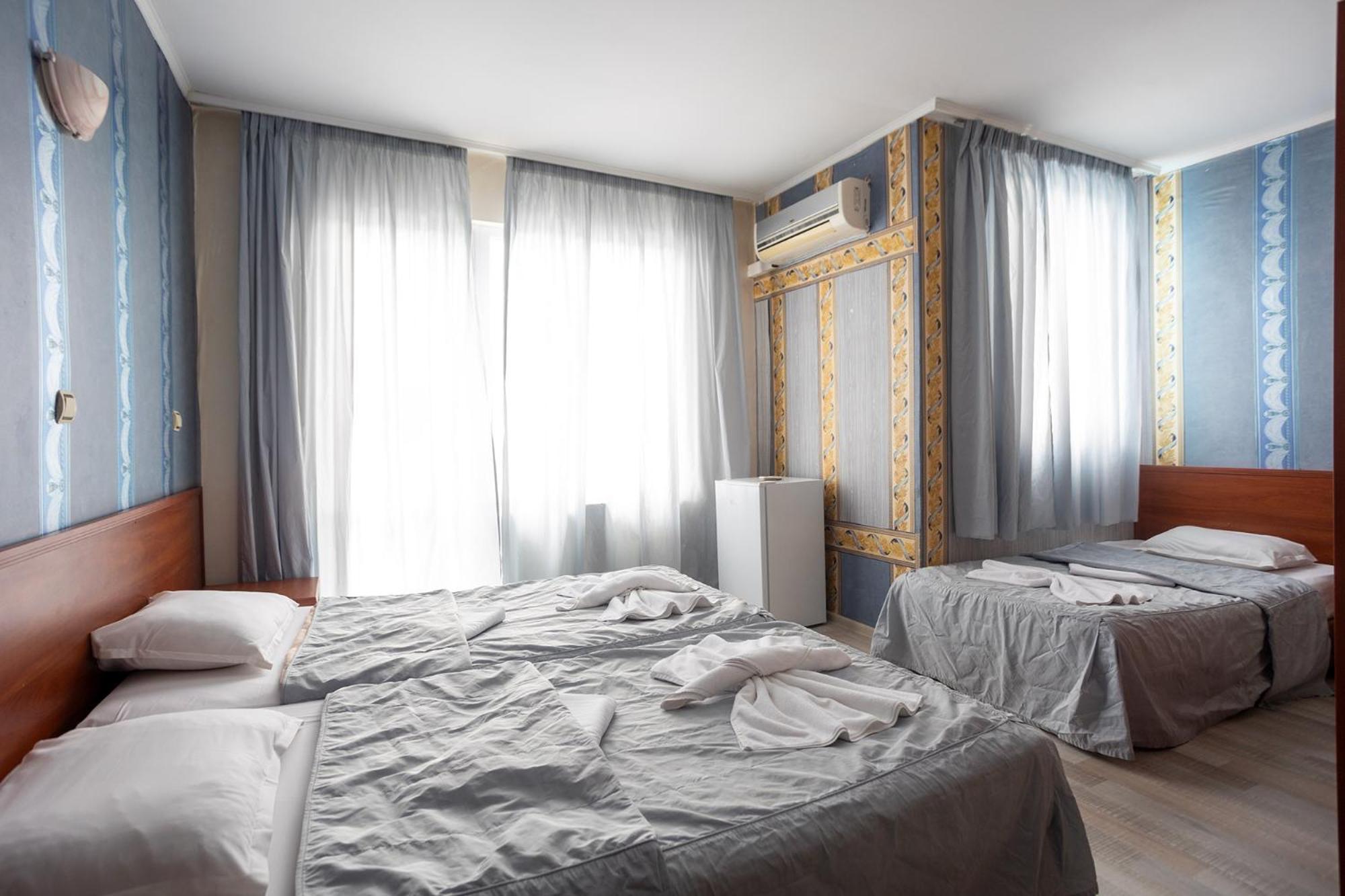 Lotos Hotel Balchik Luaran gambar
