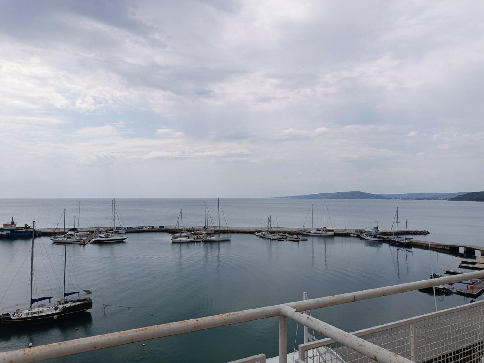 Lotos Hotel Balchik Luaran gambar