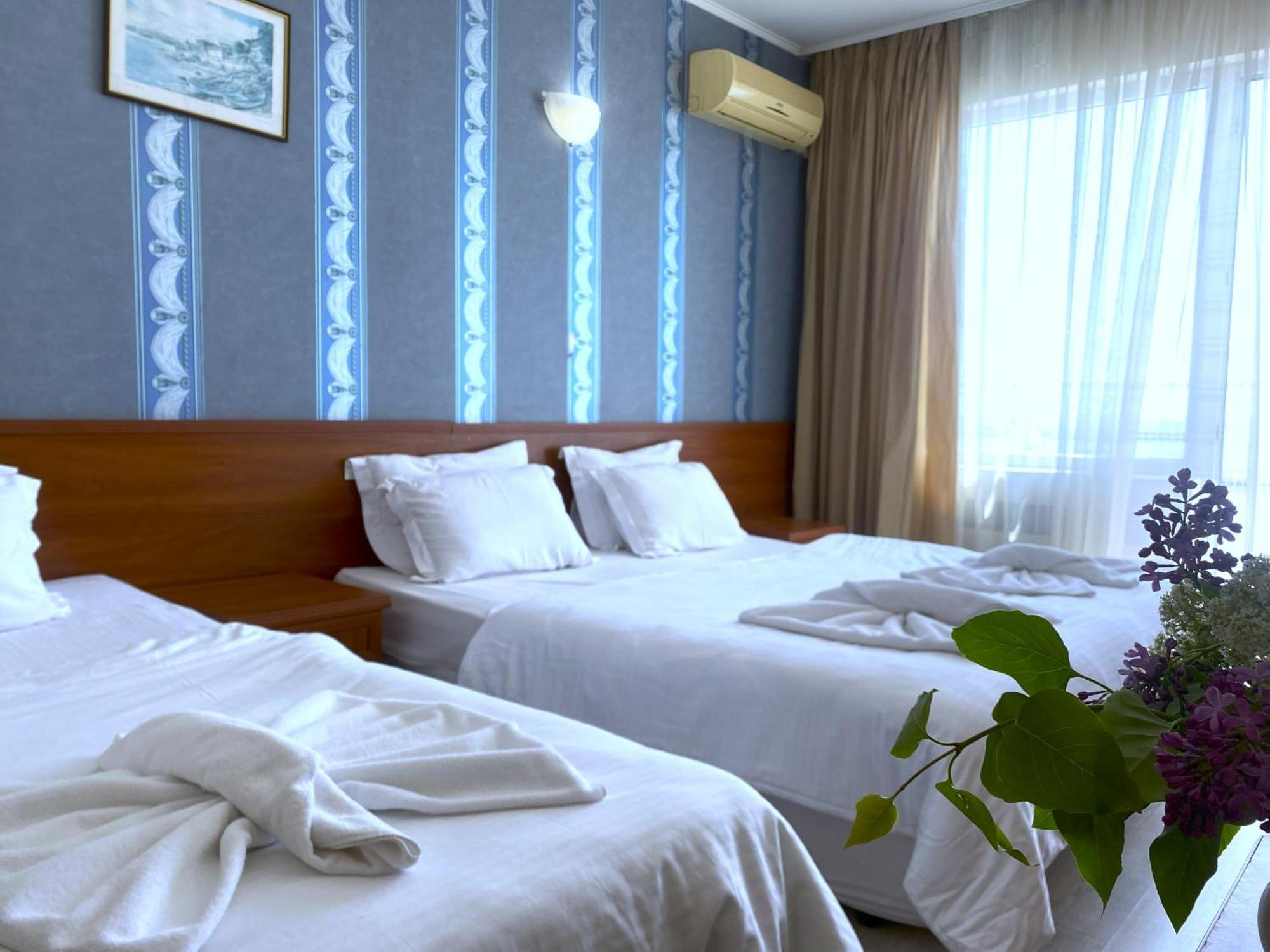 Lotos Hotel Balchik Luaran gambar
