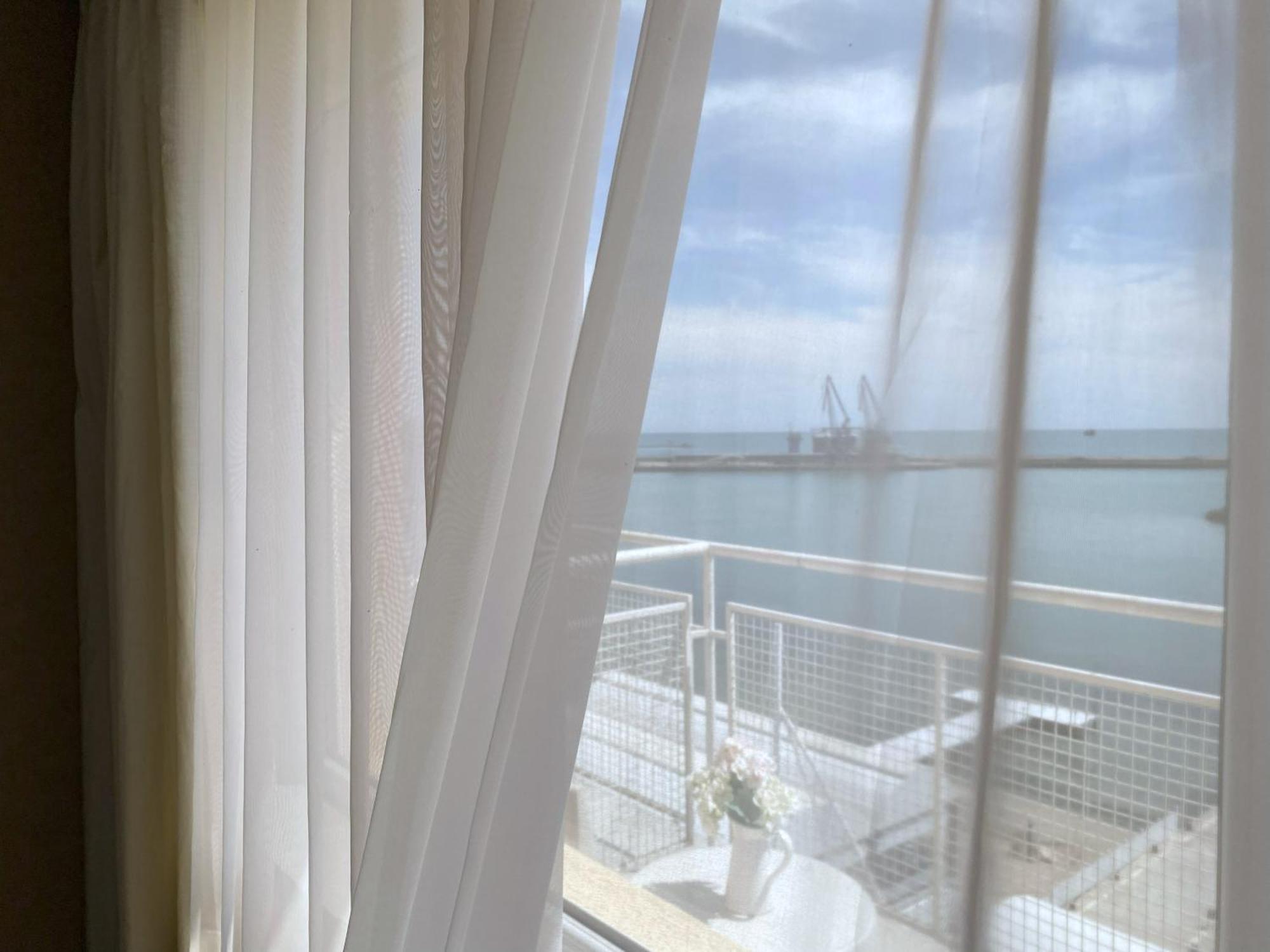 Lotos Hotel Balchik Luaran gambar